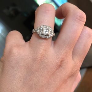 Kay Jewelers 14k white gold ring